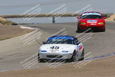 media/Jun-05-2022-CalClub SCCA (Sun) [[19e9bfb4bf]]/Group 1/Race/